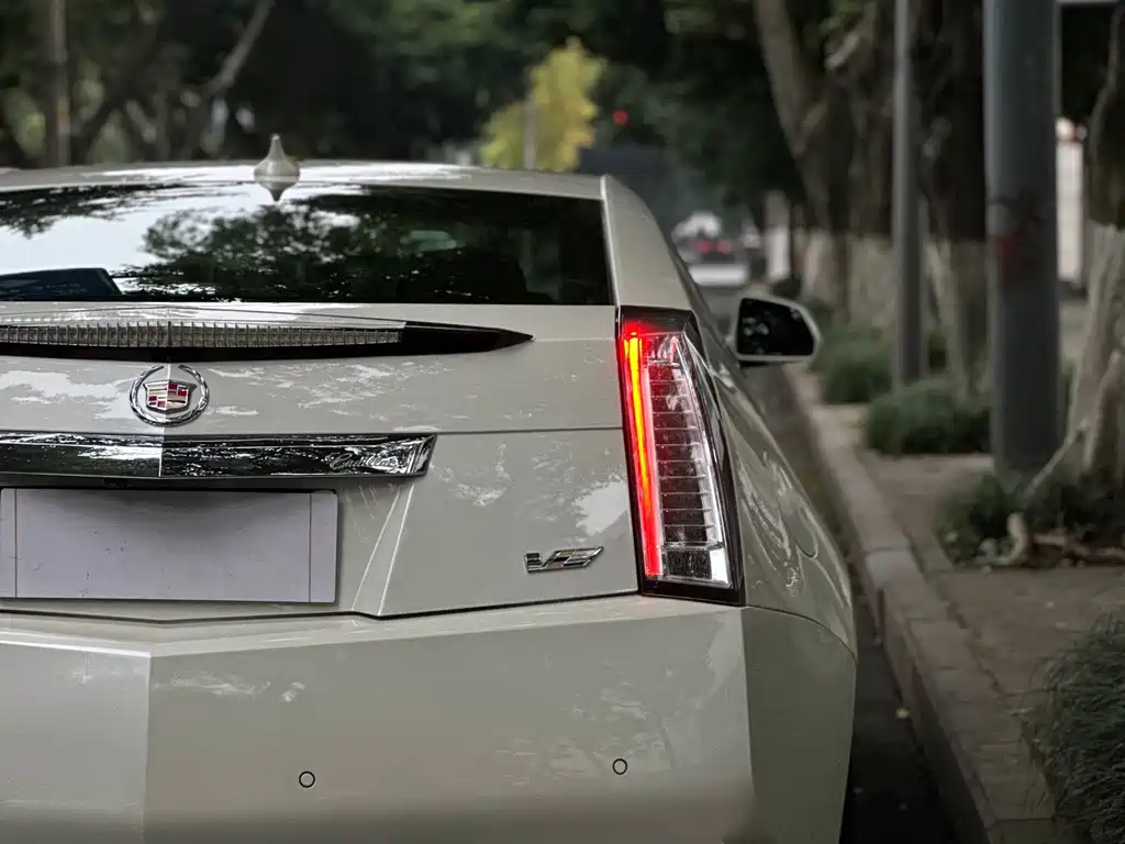 Cadillac CTS — миниатюра 5