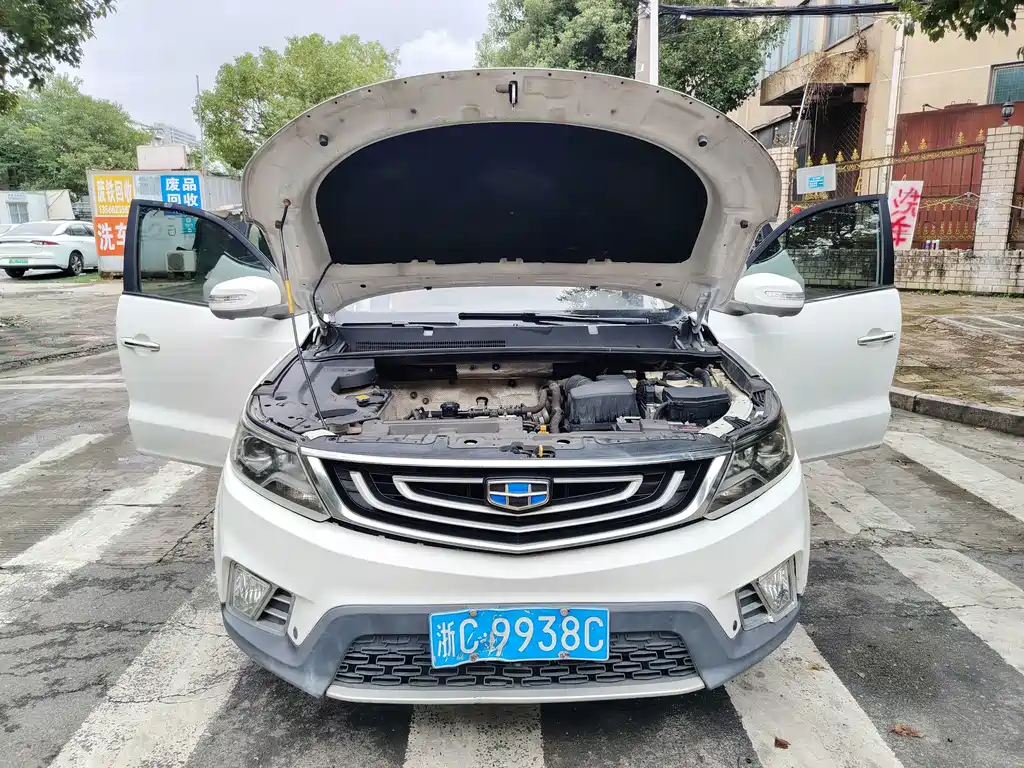 Geely Vision X6 — миниатюра 11