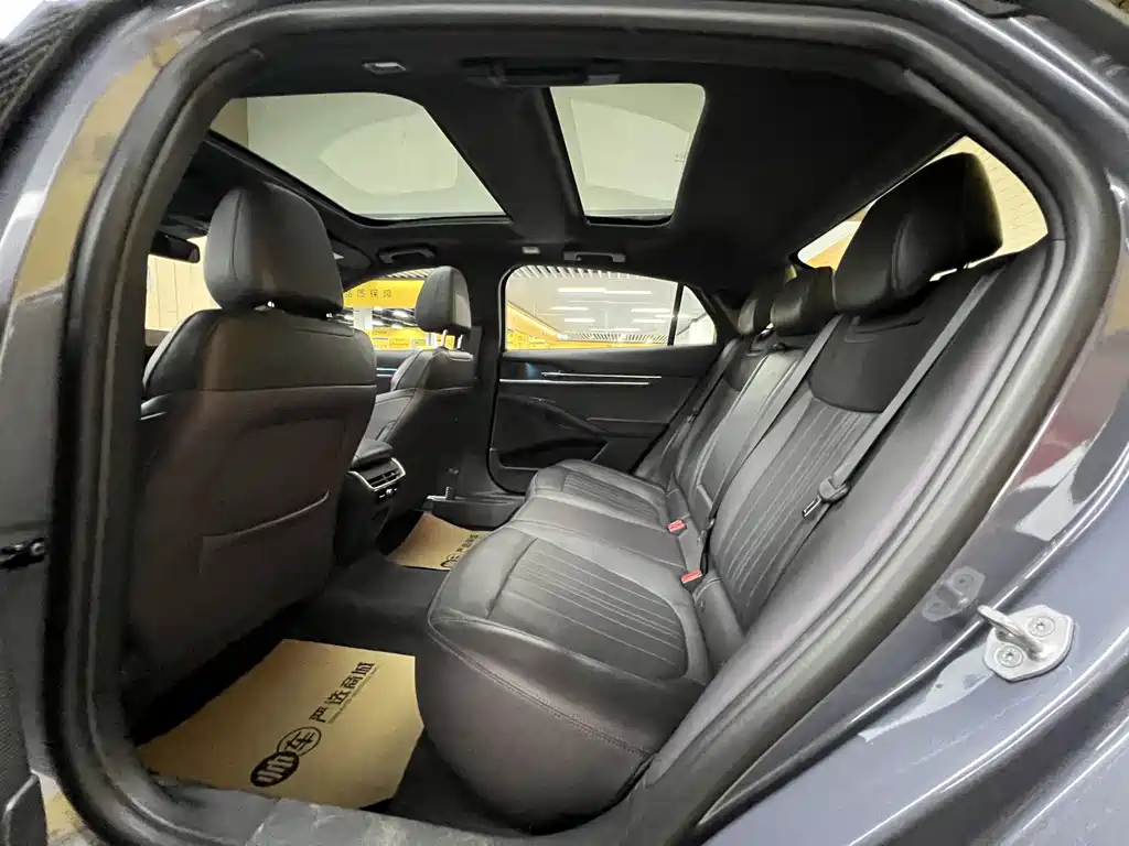 Ford Mondeo — миниатюра 10