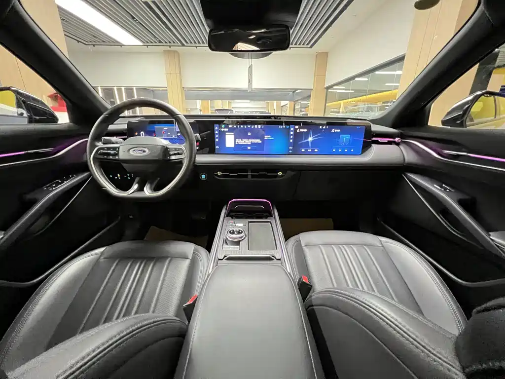 Ford Mondeo — миниатюра 12