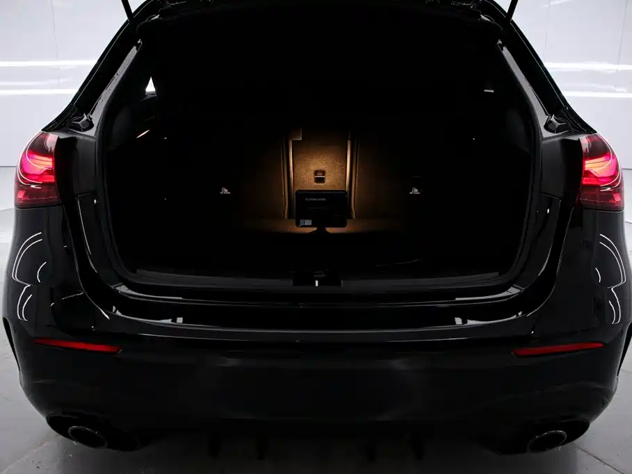 Mercedes-Benz A-Class AMG (Import) — миниатюра 18