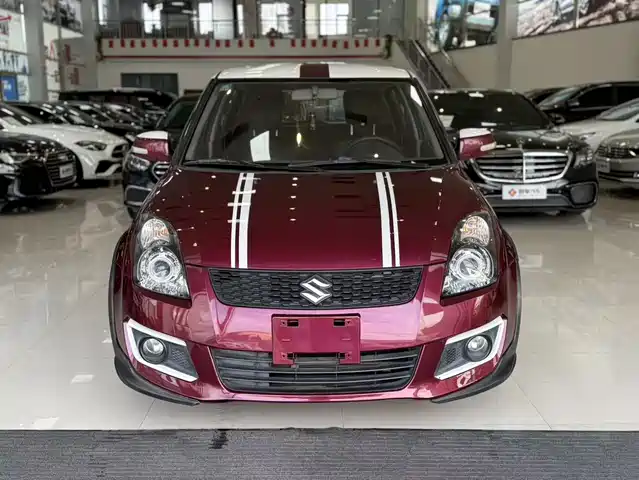 SUZUKI SWIFT 2018