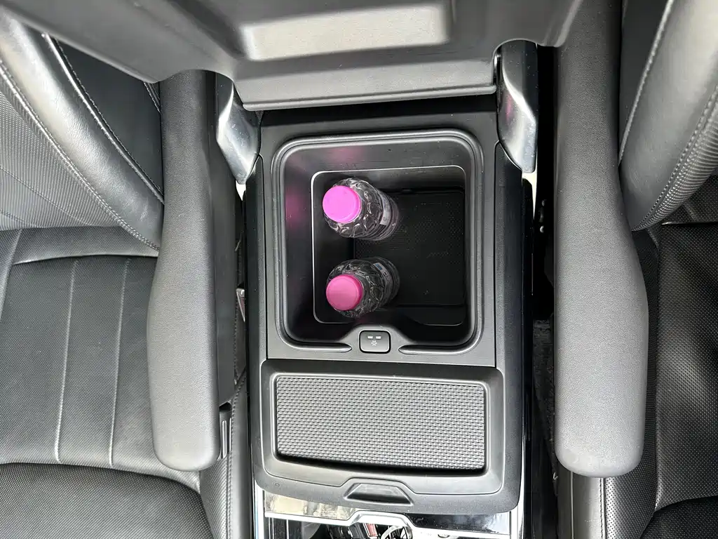 Land Rover Range Rover — миниатюра 21