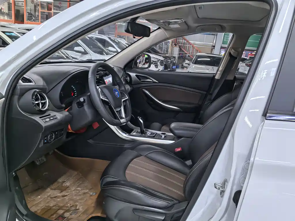 BYD Song 2017 DM 1.5TID Luxury