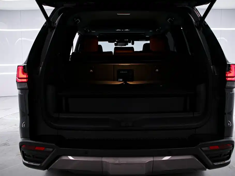Lexus LX — миниатюра 20