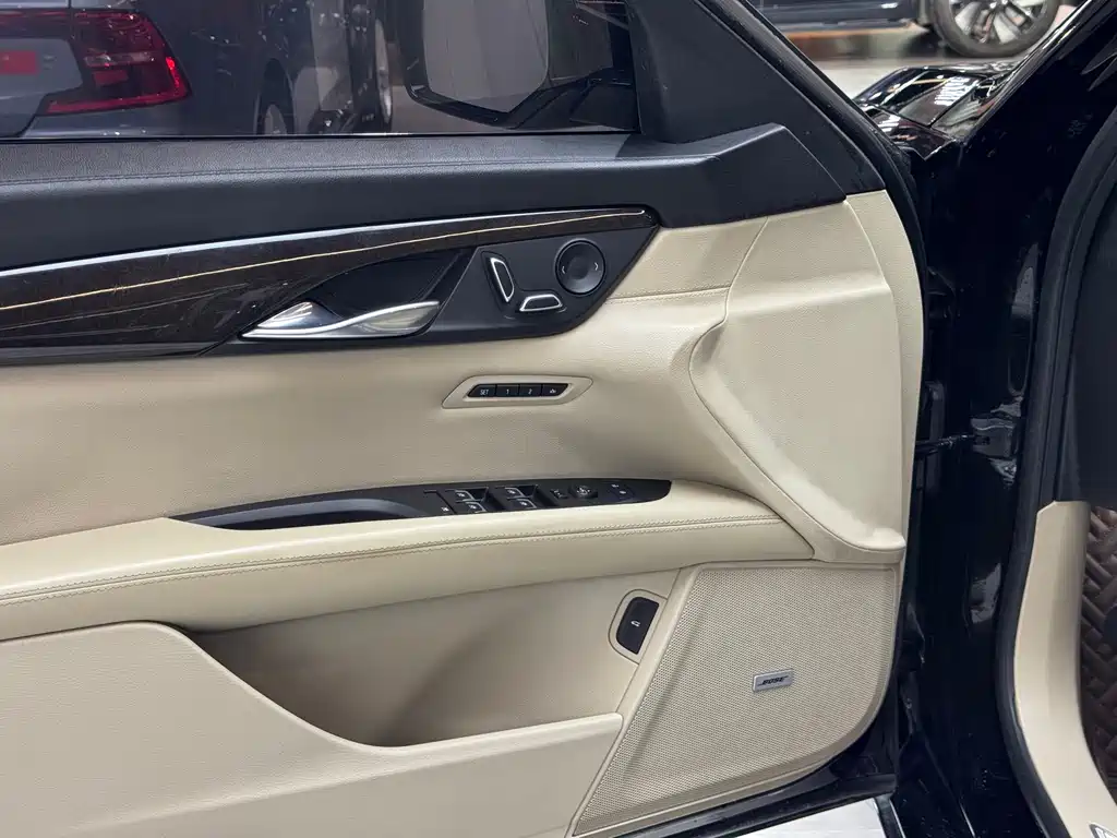 Cadillac CT6 — миниатюра 13