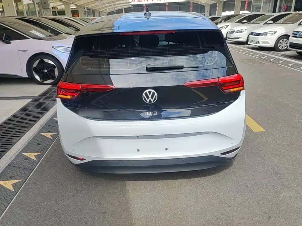 Volkswagen ID.3 — миниатюра 6