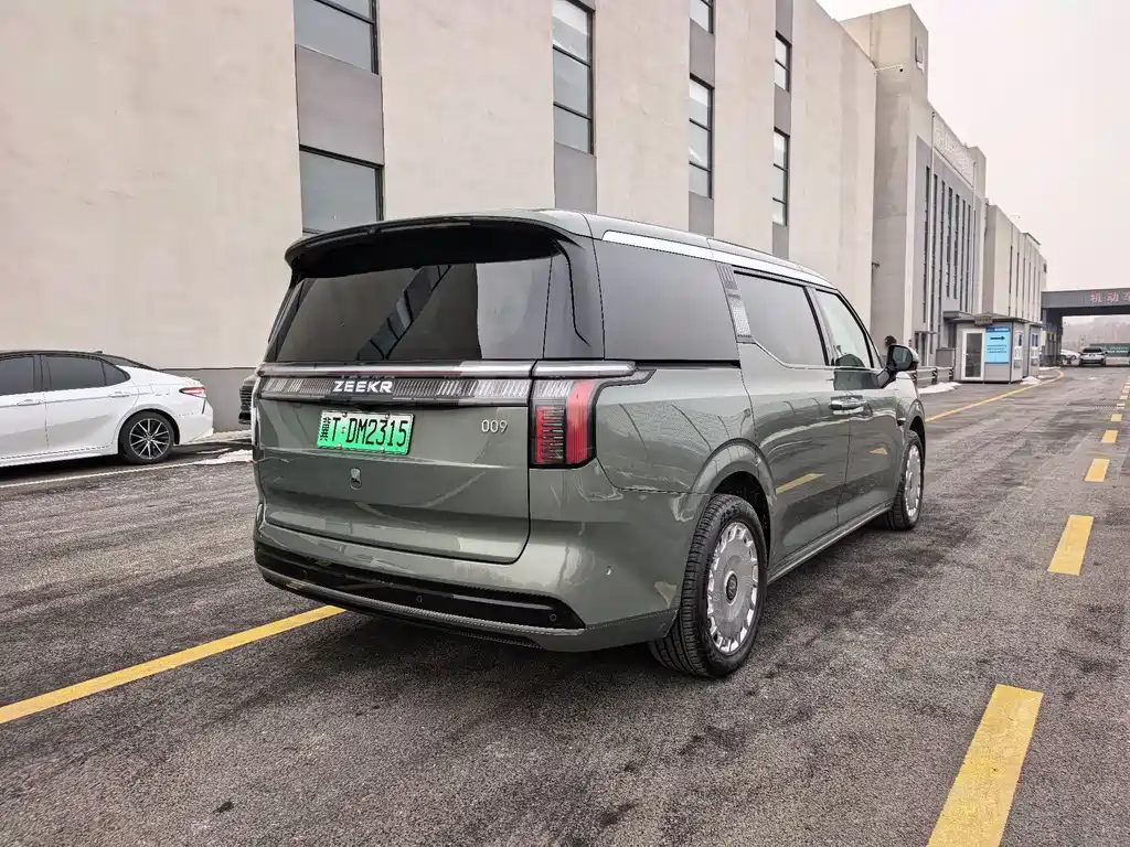 ZEEKR EXTREME KRYPTON 009