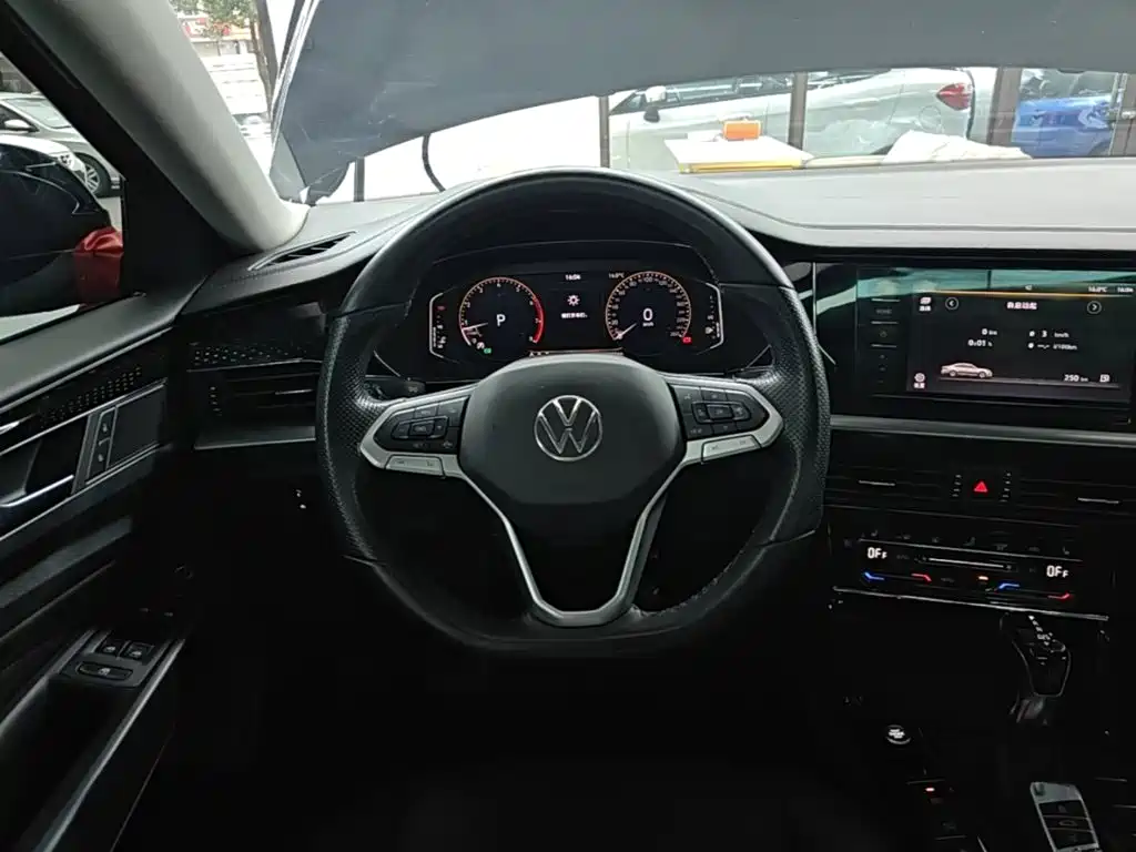 Volkswagen Passat 2022 — фото 10