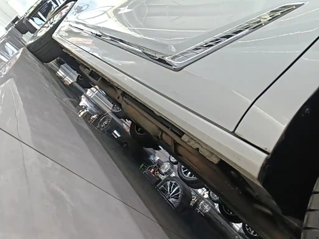 Buick GL8 Hybrid — миниатюра 21