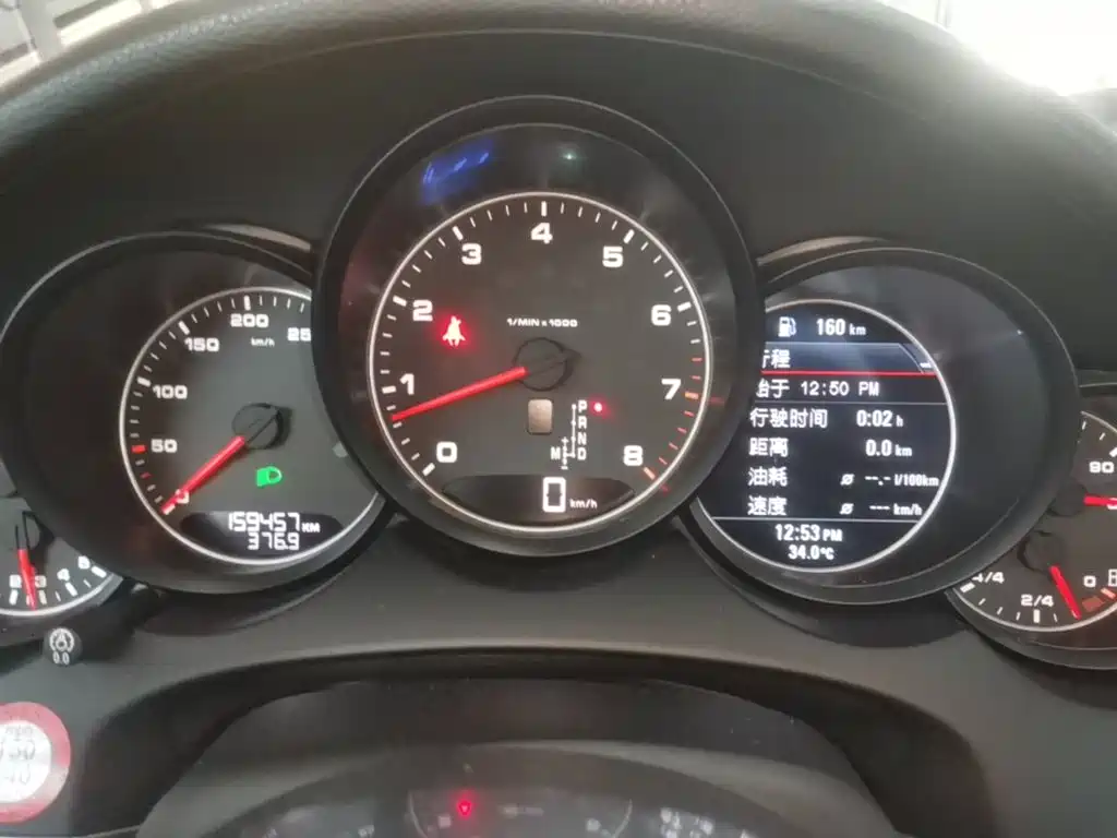 Porsche Cayenne — миниатюра 12