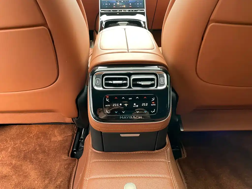 Mercedes-Benz S-Class — миниатюра 16
