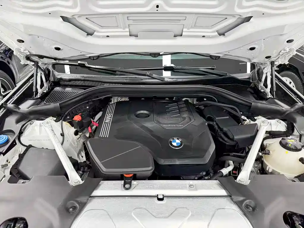 BMW X4 — миниатюра 23
