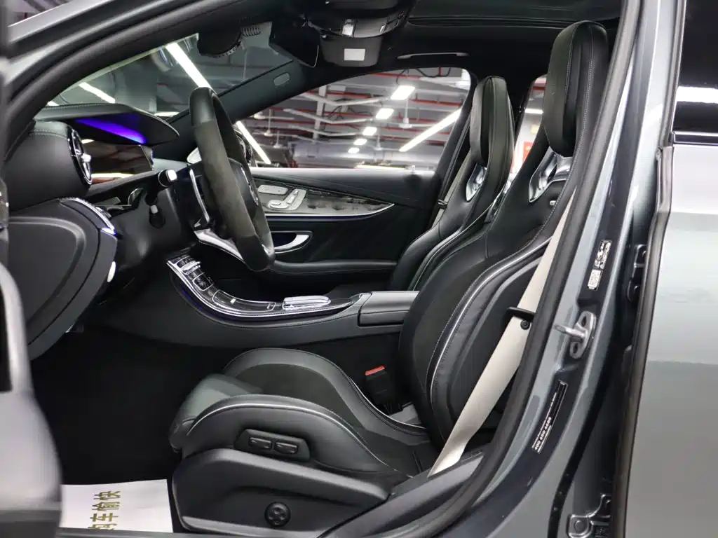 Mercedes-Benz E-Class AMG — миниатюра 8