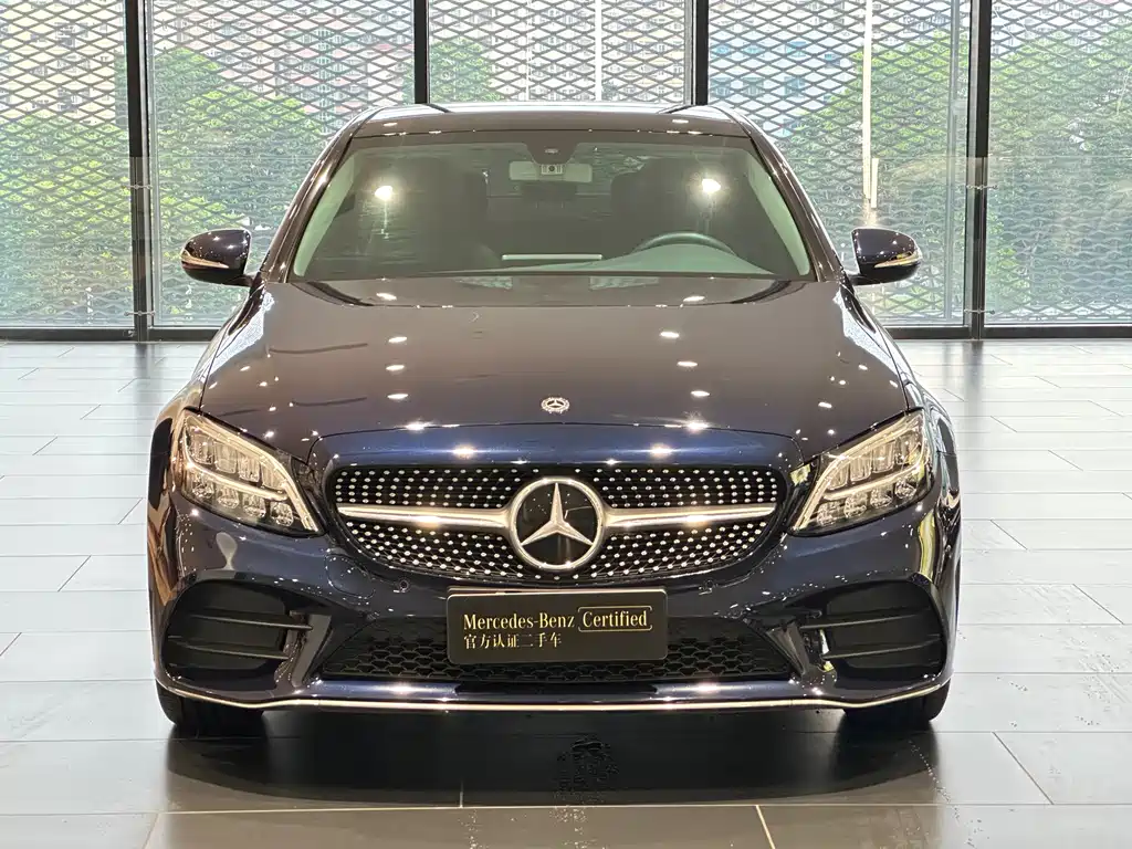 Mercedes-Benz C-Class — миниатюра 2