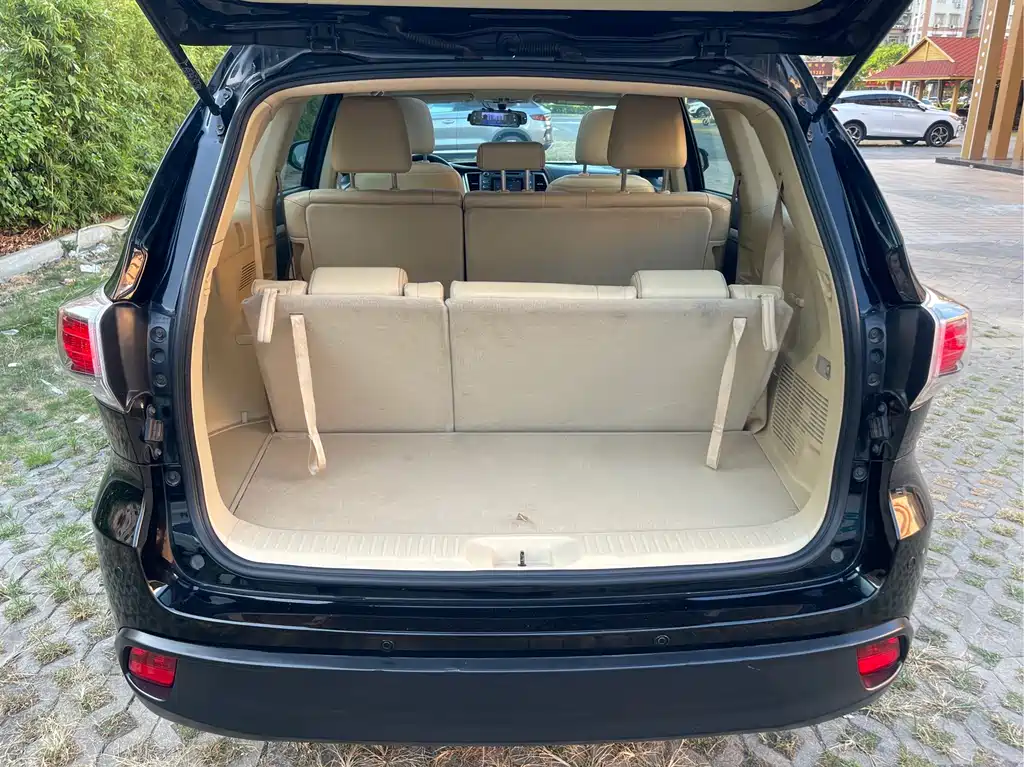 Toyota Highlander — миниатюра 19