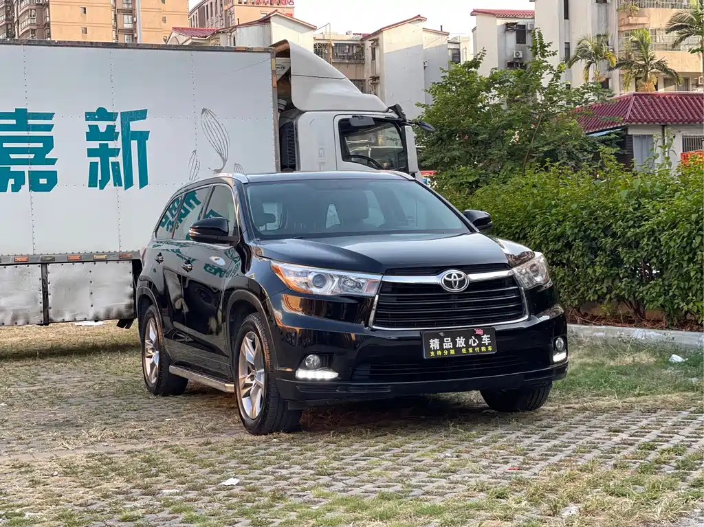 Toyota Highlander — миниатюра 3