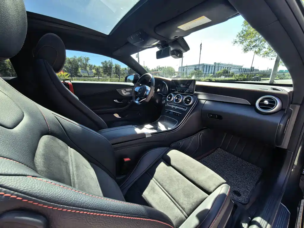 Mercedes-Benz C-Class (Import) — миниатюра 11