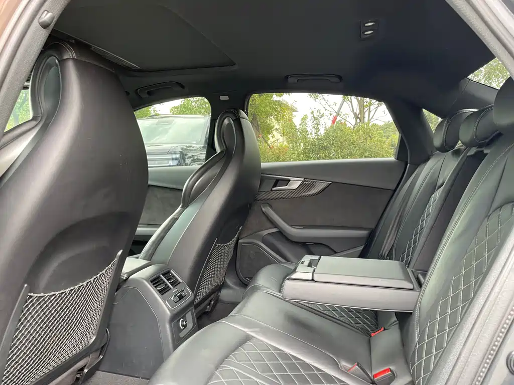 Audi S4 — миниатюра 7