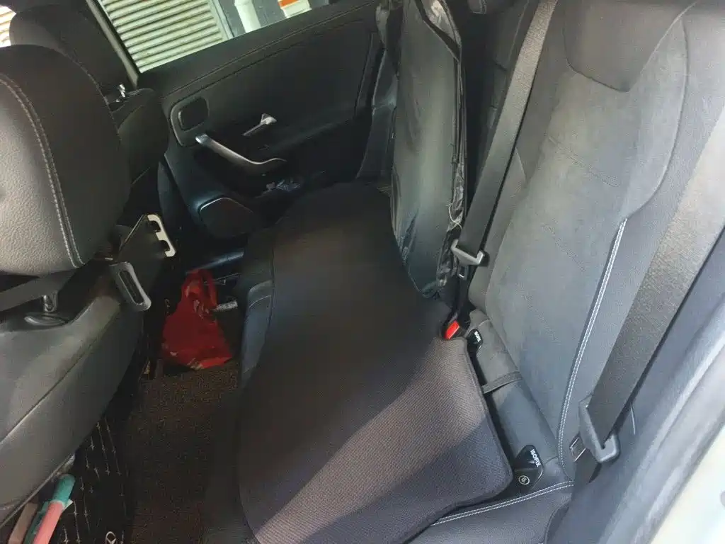 Mercedes-Benz A-Class — миниатюра 13