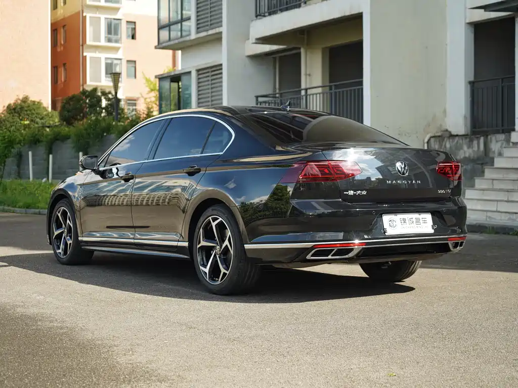 Volkswagen Magotan 2025 330TSI DSG Luxury