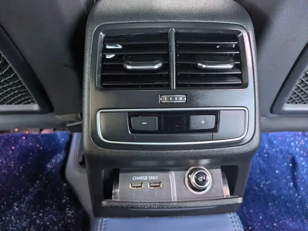 Audi A4L — миниатюра 13