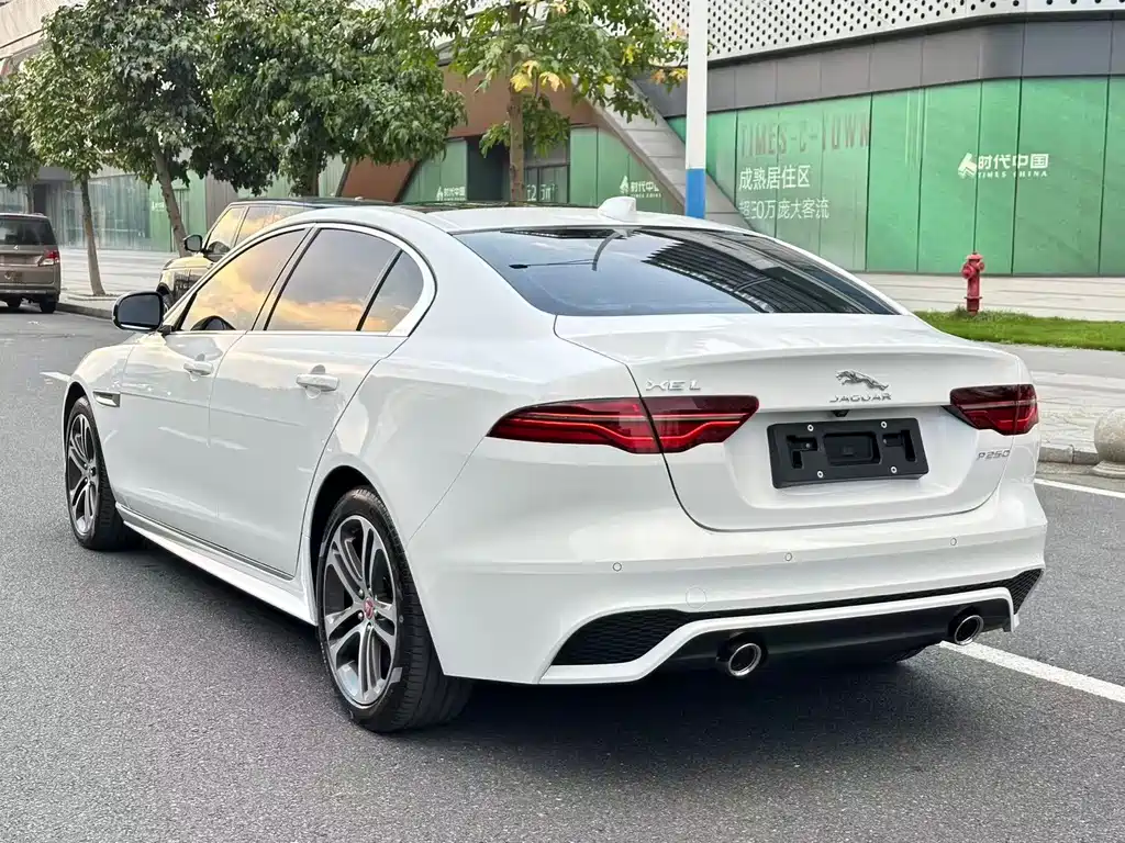 Jaguar XEL — фотографии объявления, Фото 20
