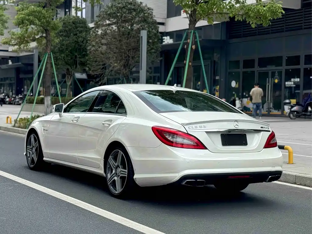 Mercedes-Benz CLS AMG — миниатюра 8