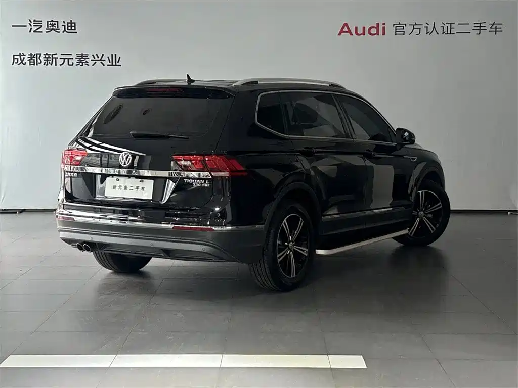 Volkswagen Tiguan L L 2019 330TSI AT Comfort V