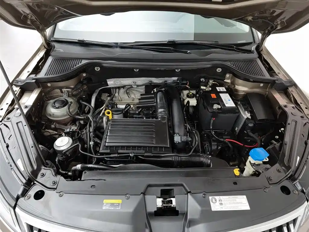 Skoda Karoq 2019 TSI280 VI
