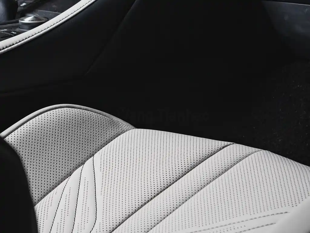 Lexus RC F — миниатюра 15