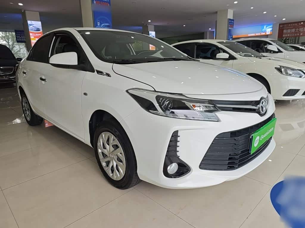 Toyota Vios 1.5 л 2023 г. Белый, пробег 22300 км