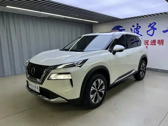 NISSAN QIJUN 2022