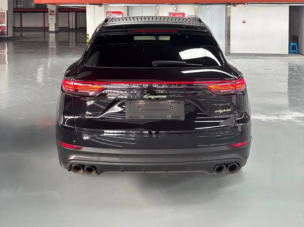 Porsche Cayenne Hybrid — миниатюра 4