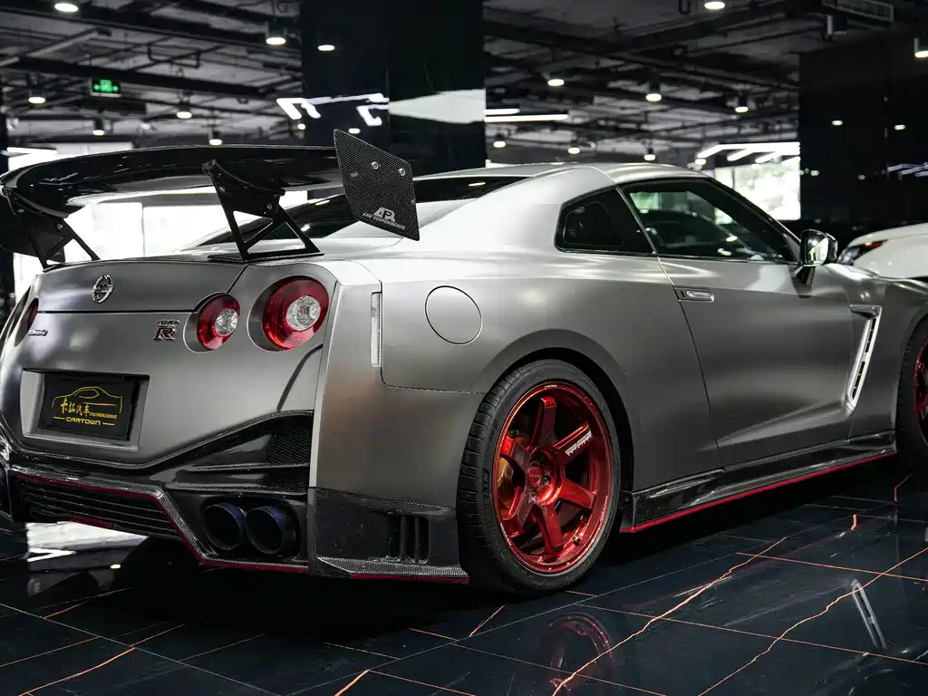 Nissan GT-R — миниатюра 29