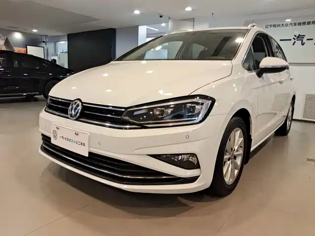Volkswagen Golf Touran