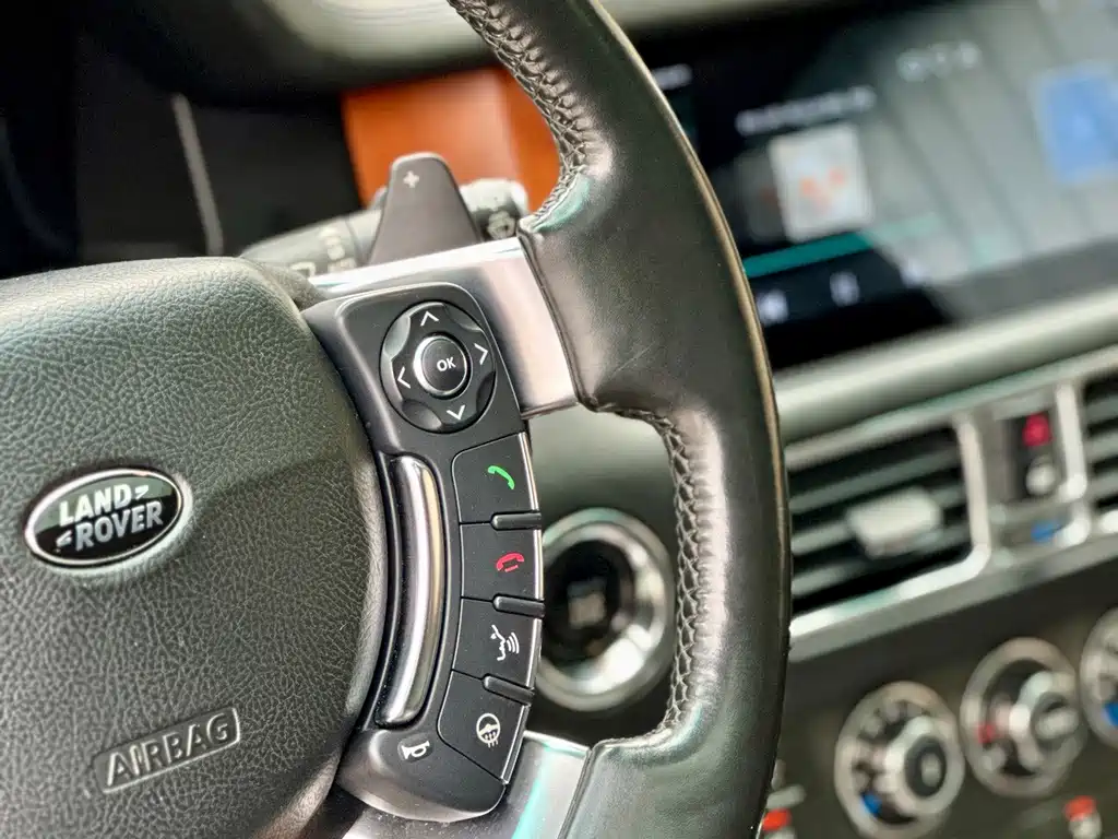 Land Rover Range Rover — миниатюра 27