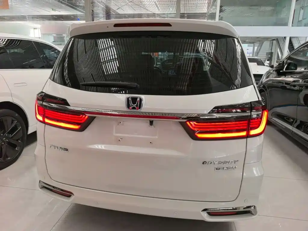 Honda Odyssey — миниатюра 6