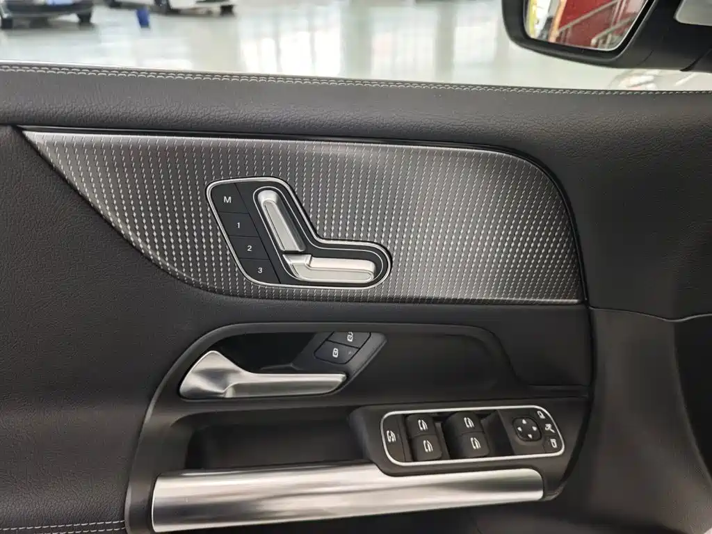 Mercedes-Benz B-Class 2022 — фото 14