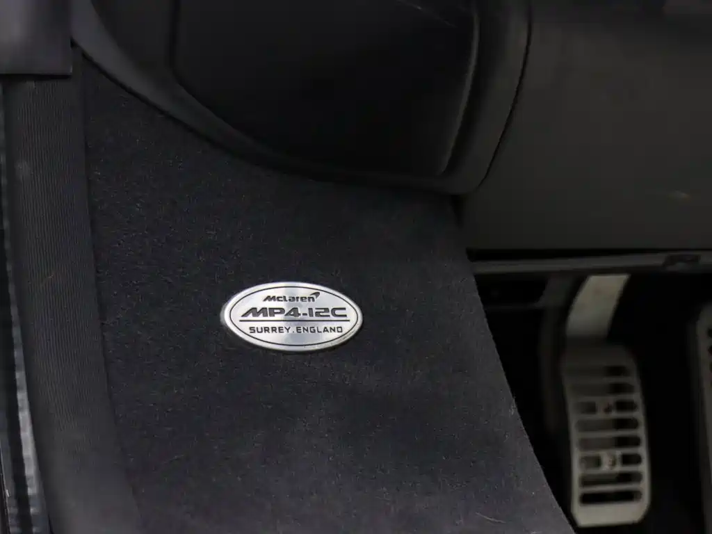 McLaren 12C — миниатюра 12