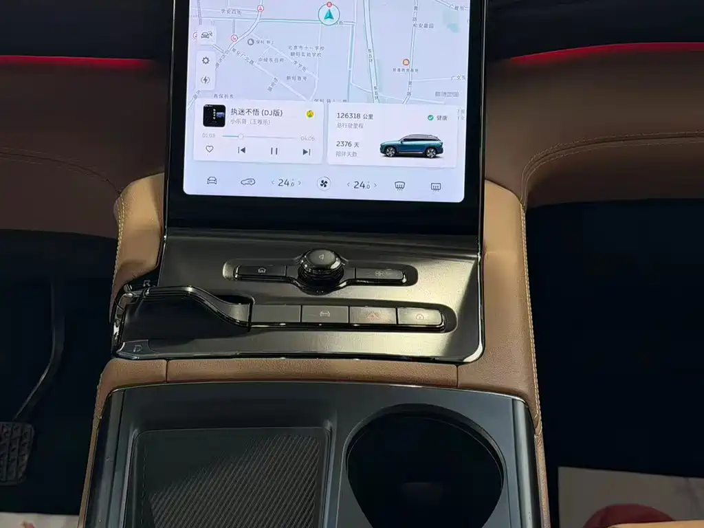 NIO ES6 — миниатюра 16