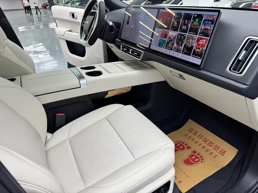 Li Auto Li L8 — миниатюра 13