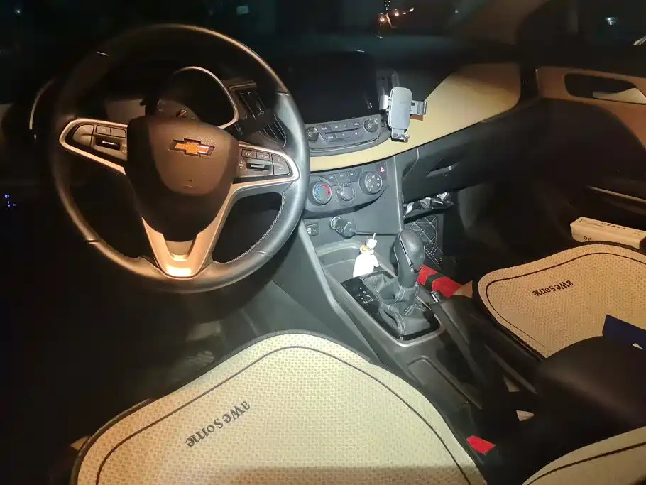 Chevrolet Monza — миниатюра 12