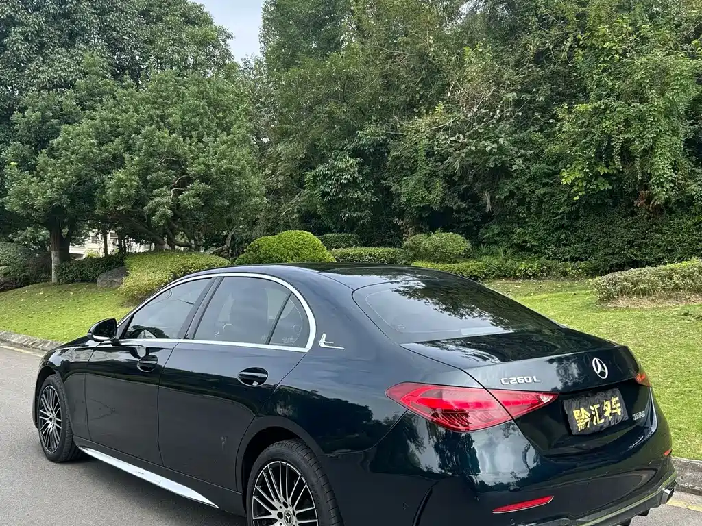 Mercedes-Benz C-Class — миниатюра 4