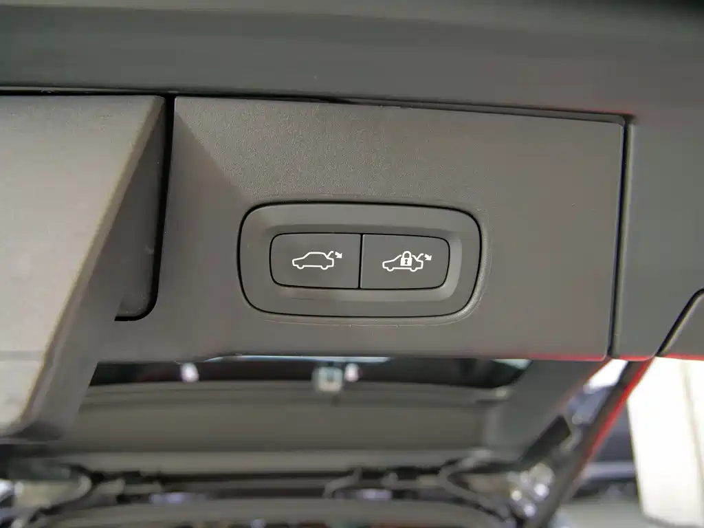 Volvo V90 — миниатюра 18