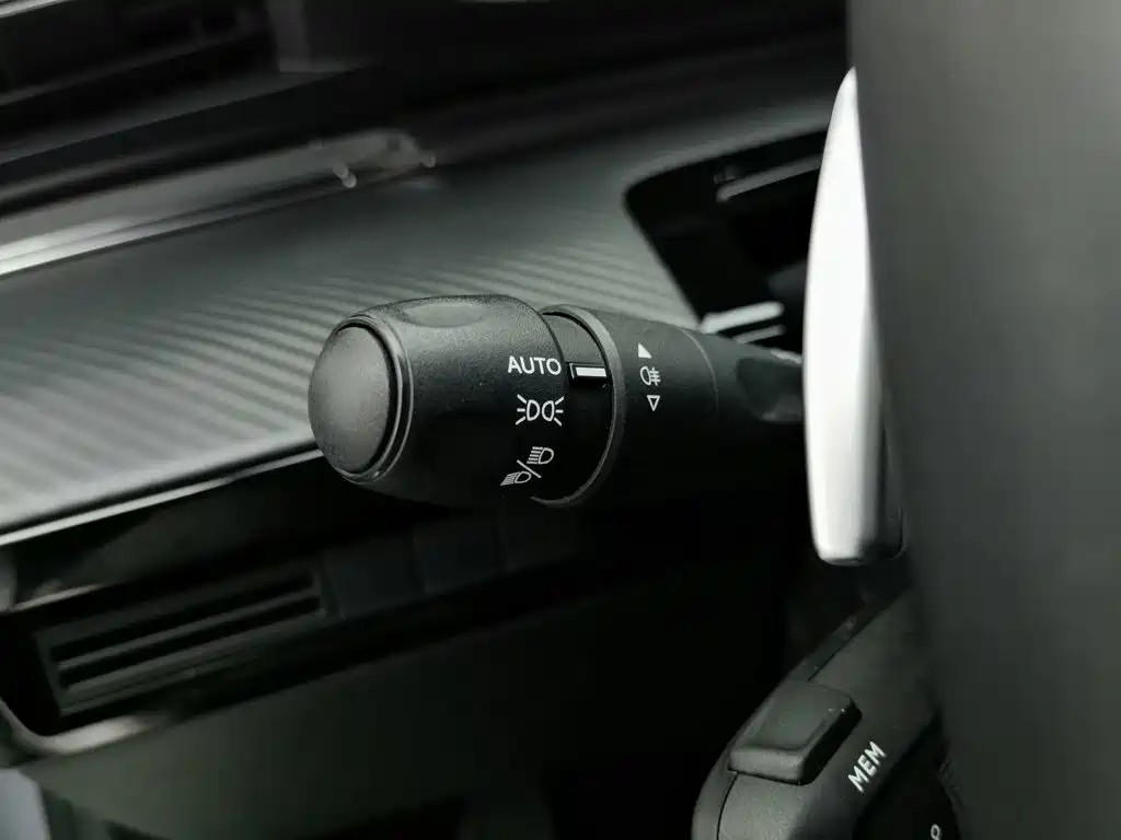 Peugeot 508 — миниатюра 21