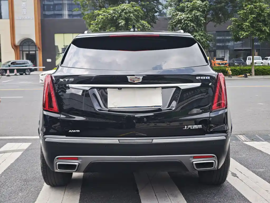 Cadillac XT5 2022 2.0T Luxury