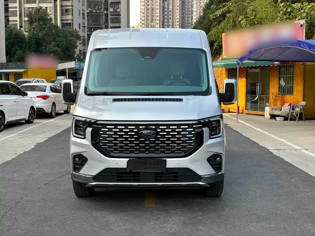 Ford Transit T8 2024 — фото 7