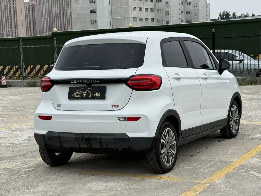 Leapmotor Leapmotor T03 - фото 4