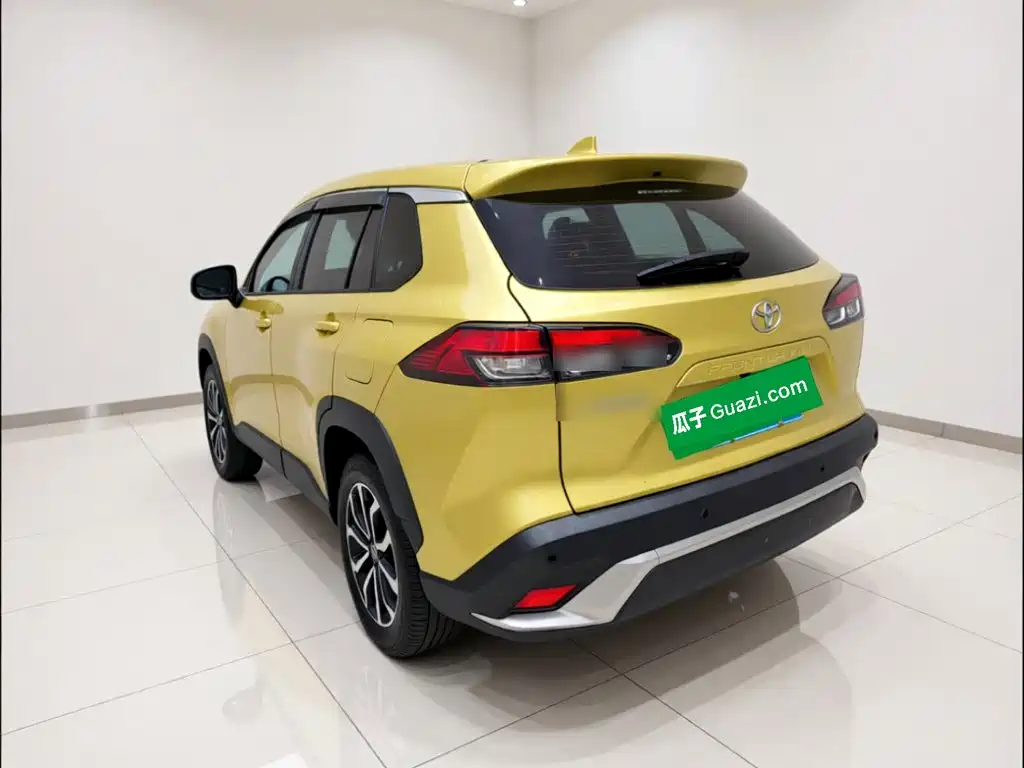 Toyota Frontlander — миниатюра 4